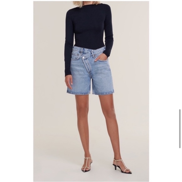 Mint Condition Agolde Criss Cross shorts Momentum, 32, $120 - Picture 4 of 6